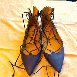Madeline tie up Flats